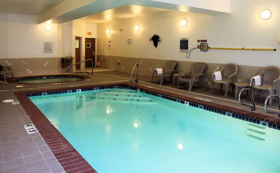 Clarion Suites Downtown