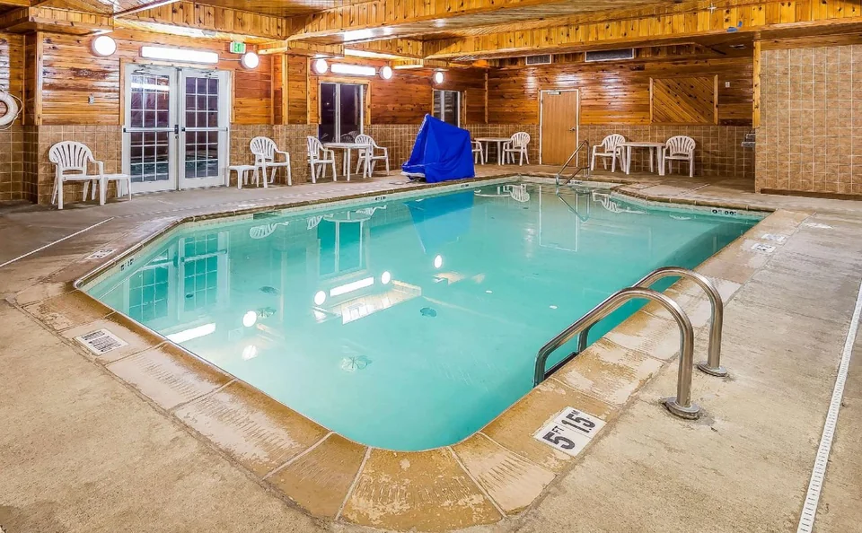 Comfort Suites Anchorage Airport