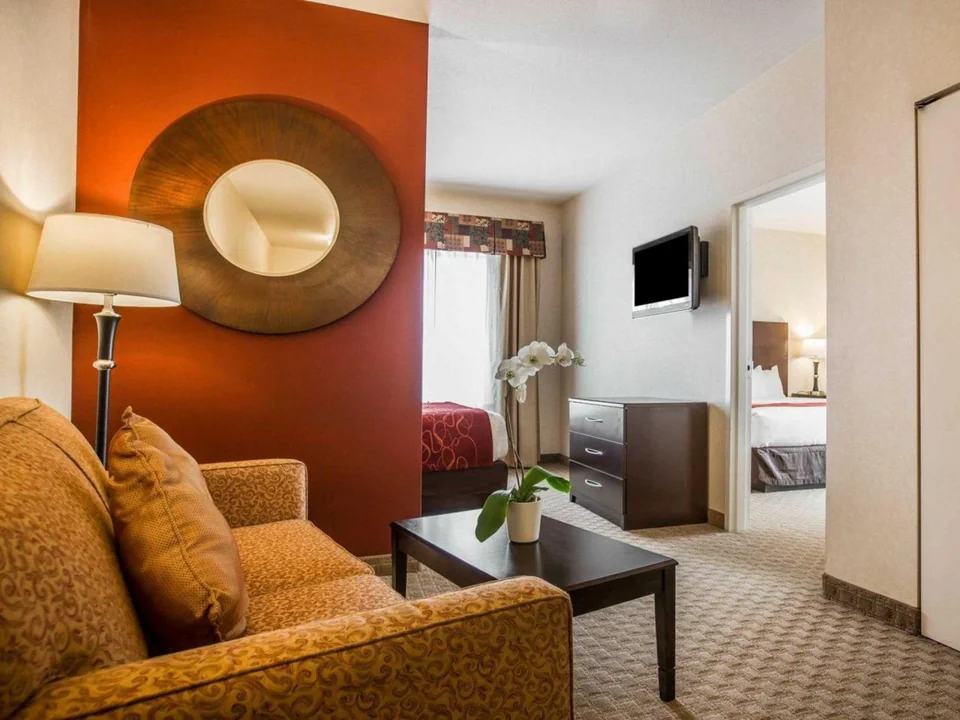 Comfort Suites At The Barstow Outlets