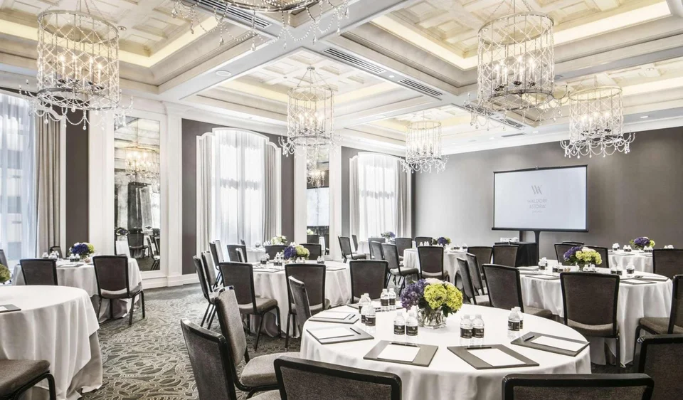 Waldorf Astoria Chicago