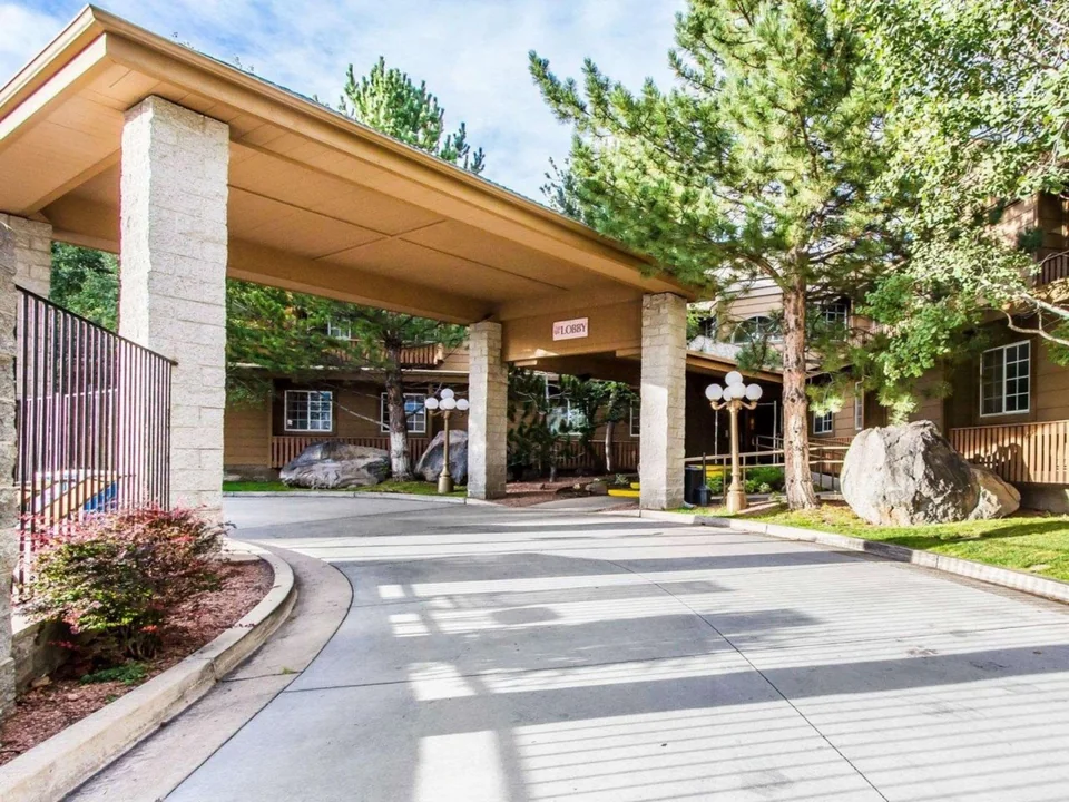 A photograph of Comfort Inn I-17 & I-40