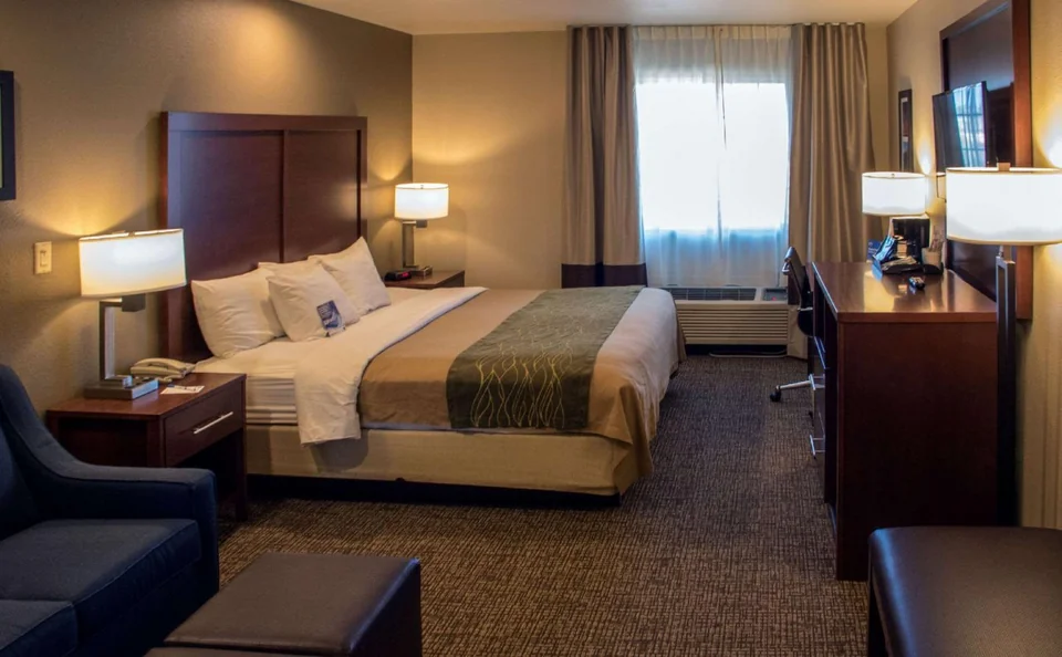 Comfort Inn I-17 & I-40