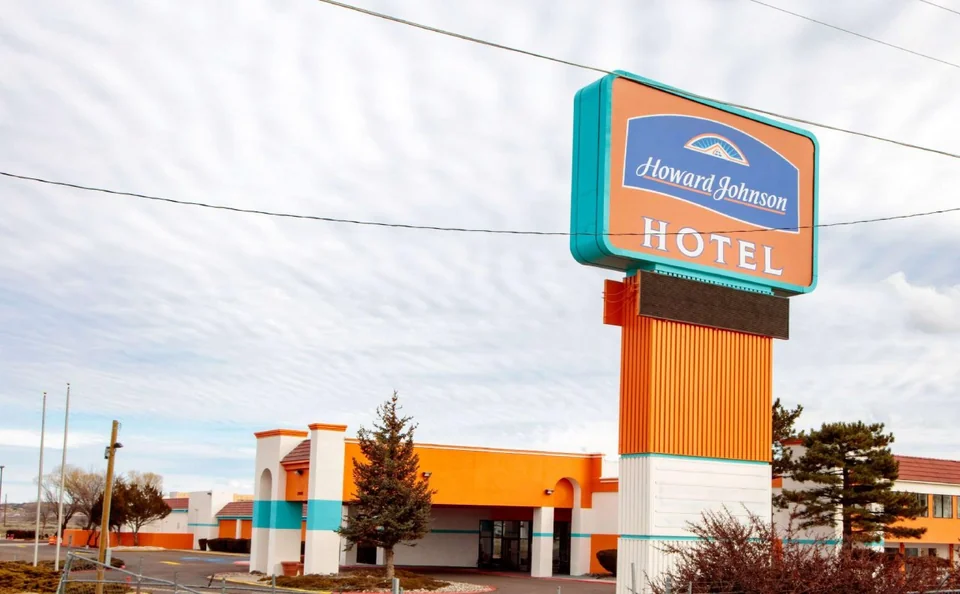 Howard Johnson Hotel and Convention Center by Wyndham