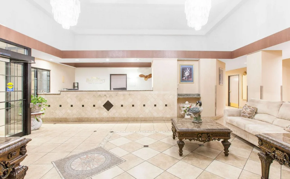 Quality Inn & Suites Oklahoma City North