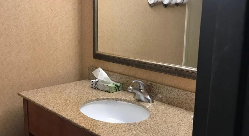 Clarion Pointe OKC Airport