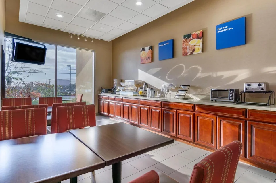 Comfort Inn & Suites Seattle North