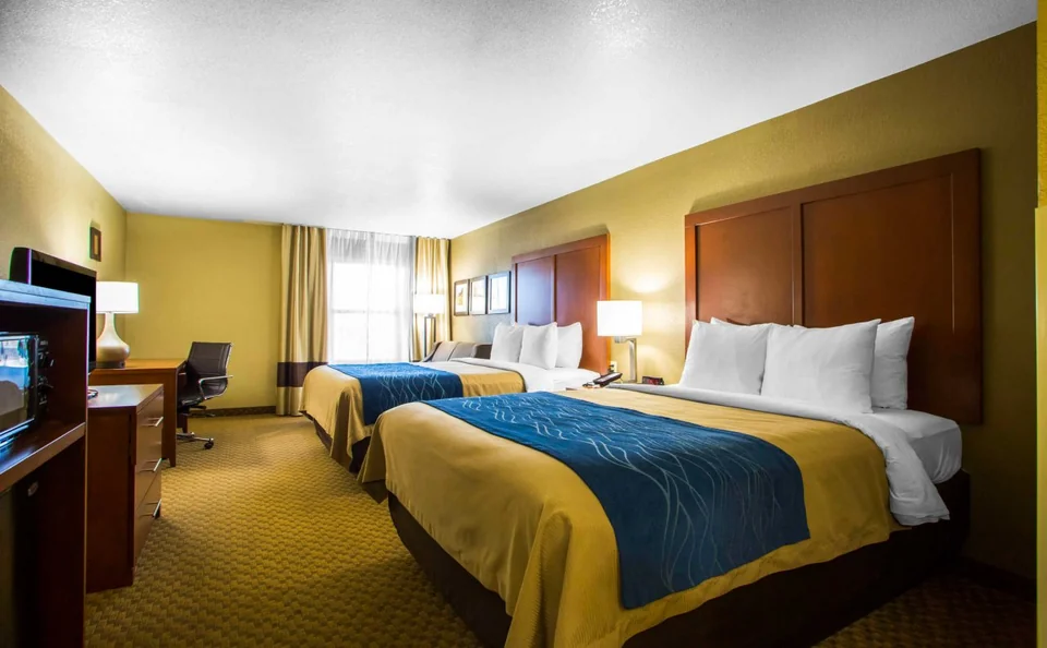 Comfort Inn & Suites Springfield I-44