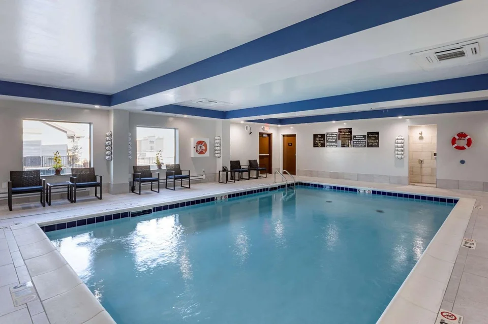 Comfort Suites St. Louis - Sunset Hills