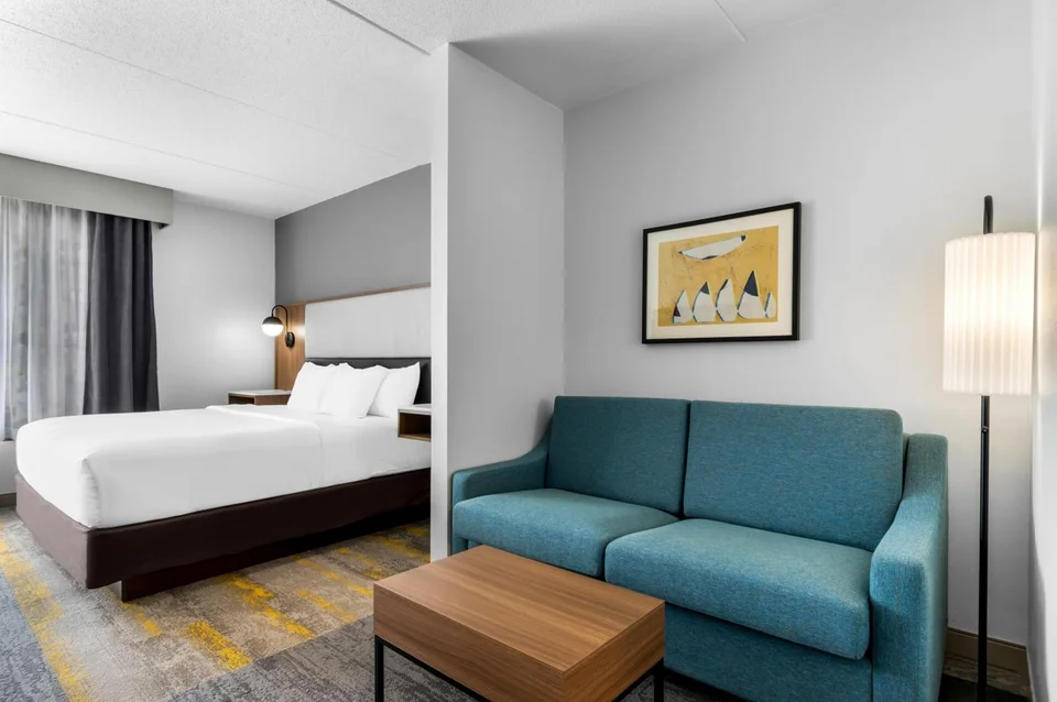 Comfort Inn & Suites