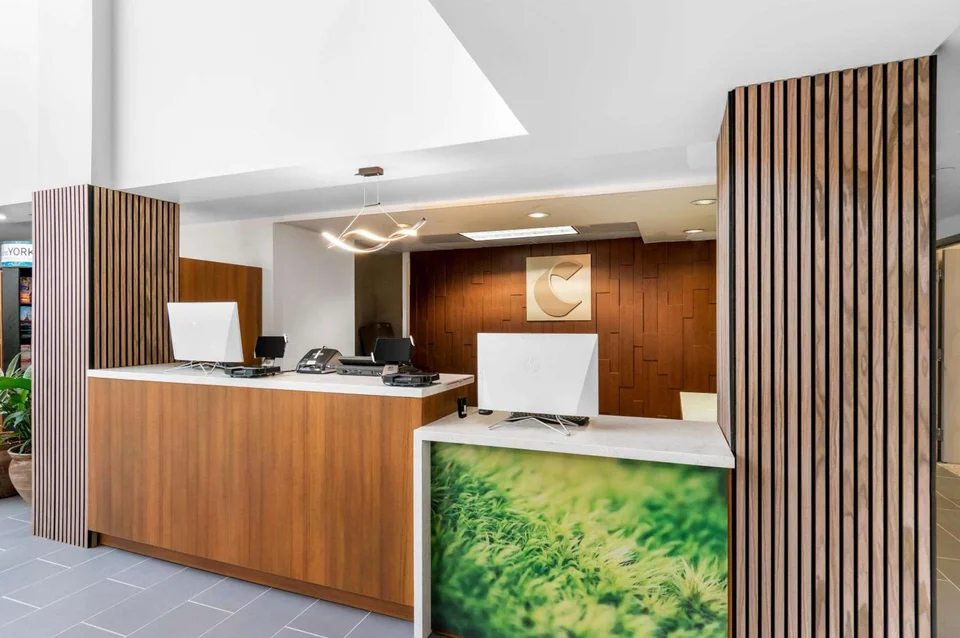 Comfort Inn & Suites