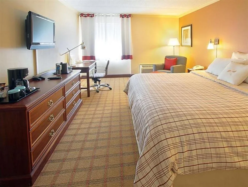 Four Points by Sheraton York