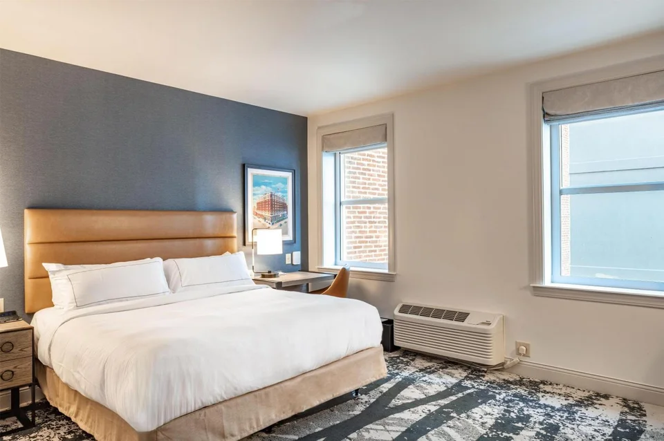 Yorktowne Hotel, Tapestry Collection by Hilton