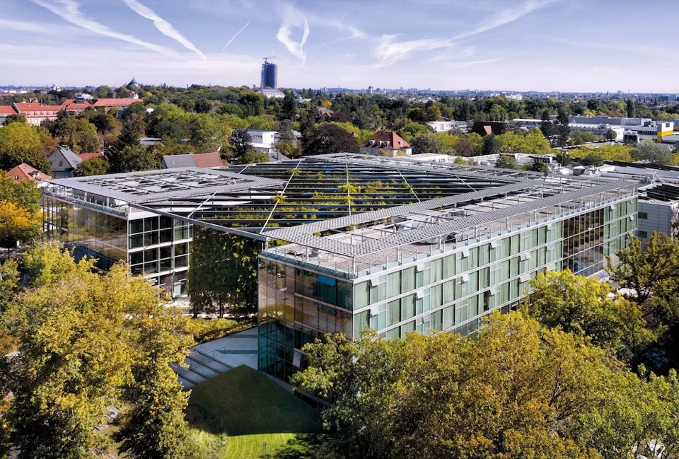 A photograph of Seminaris Campus
