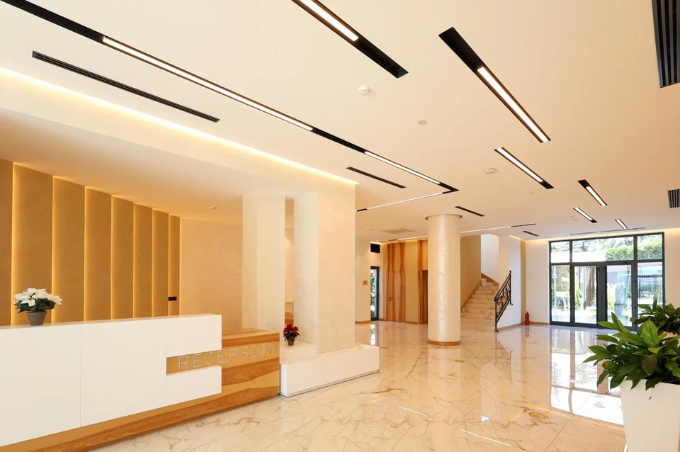 Grand White City Hotel