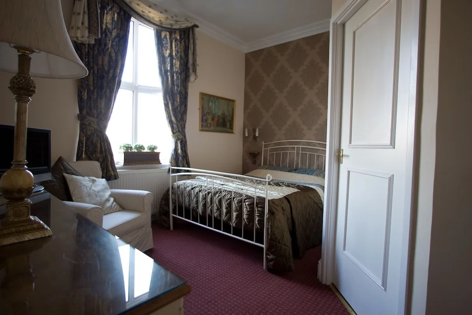 Ascott