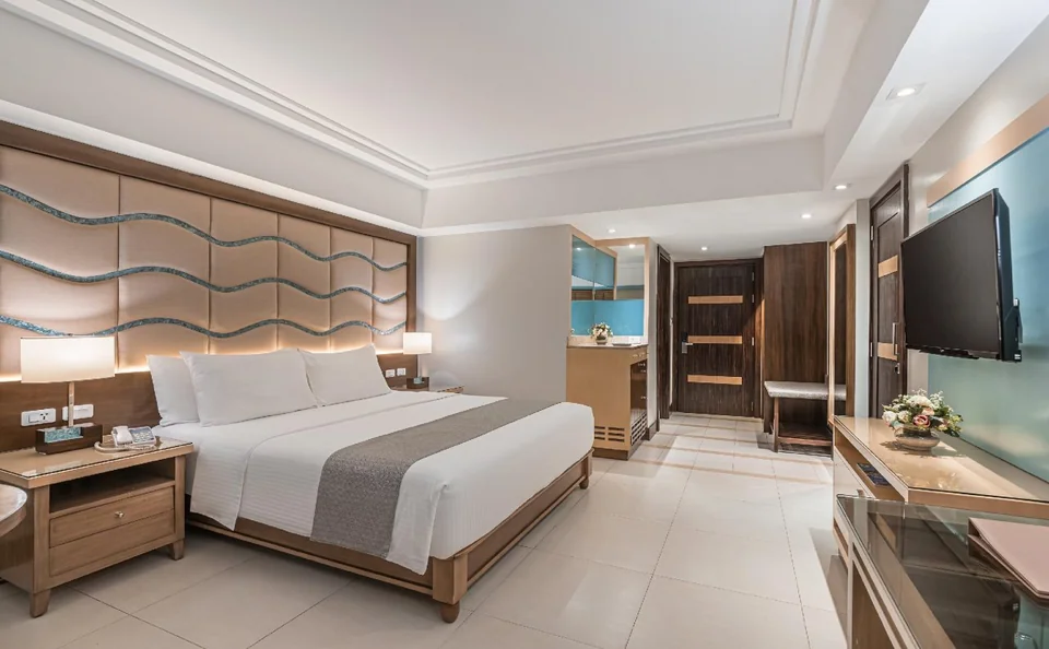 Henann Resort Alona Beach