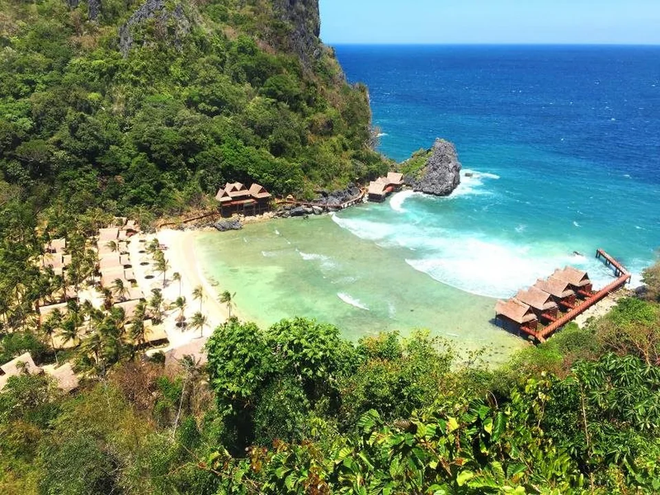 Cauayan Island Resort
