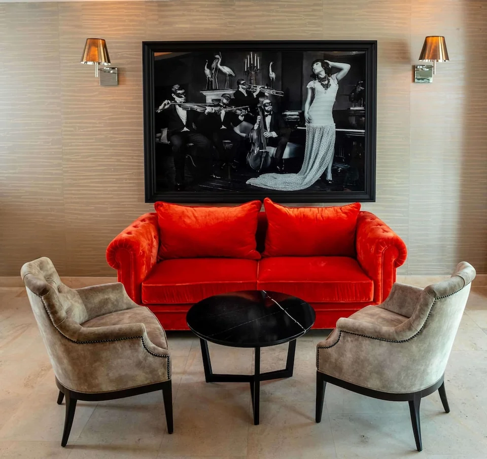 Best Western Plus Le Lavarin