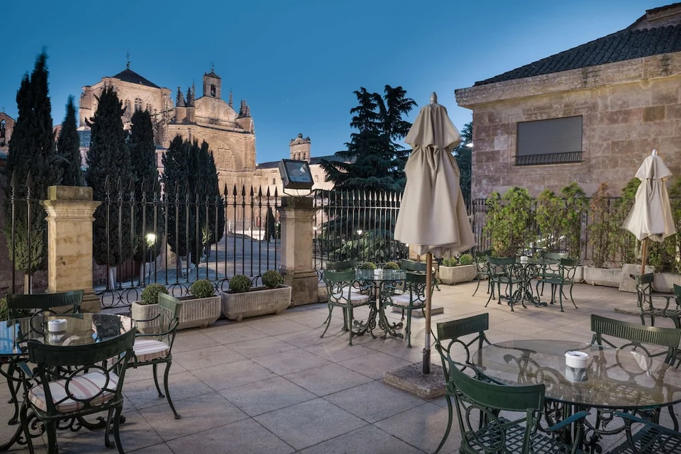 A photograph of NH Collection Salamanca Palacio de Castellanos