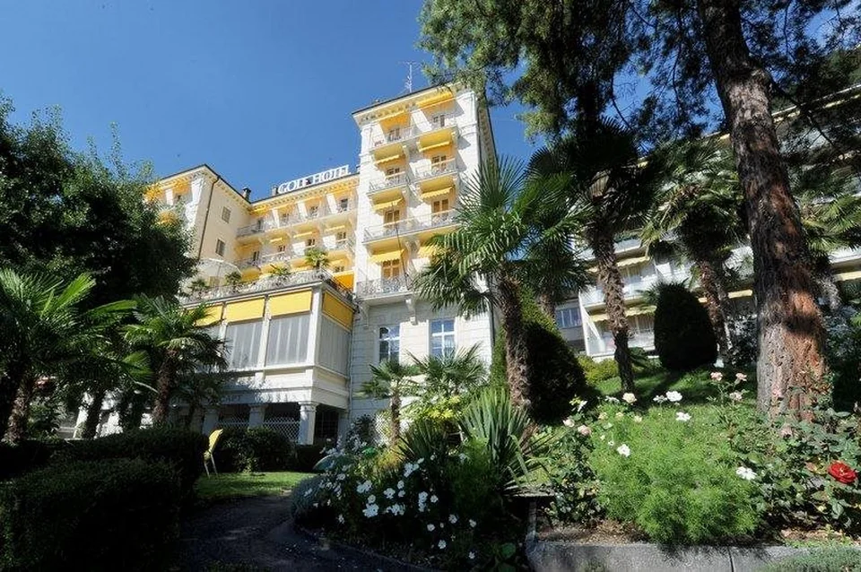 A photograph of Golf Hotel René Capt