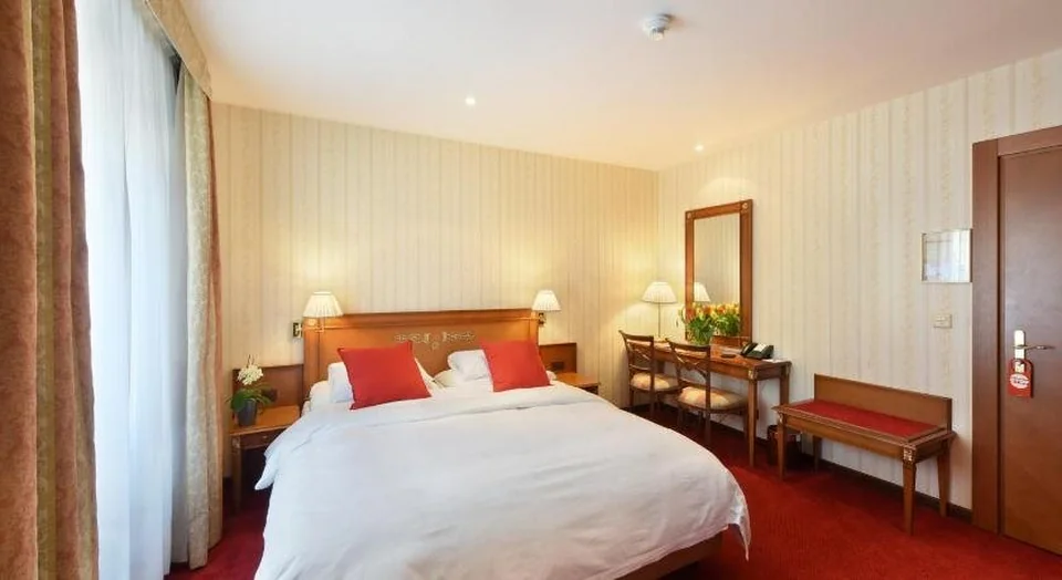 Golf Hotel René Capt