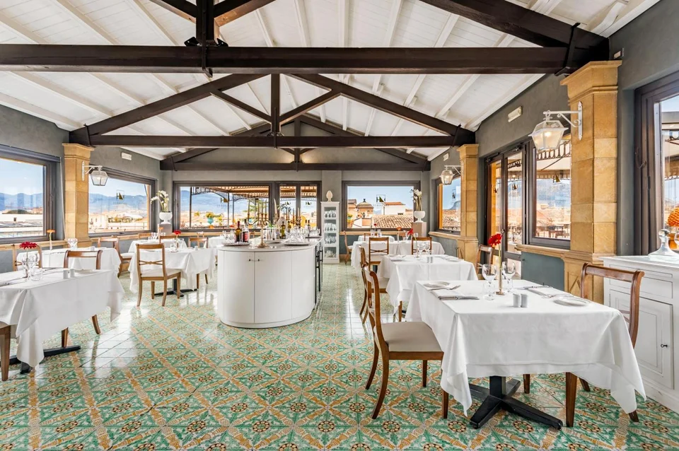 Eurostars Centrale Palace