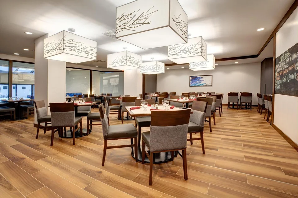 Holiday Inn Ottawa East