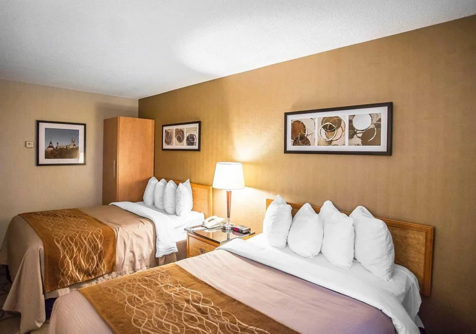 Comfort Inn West