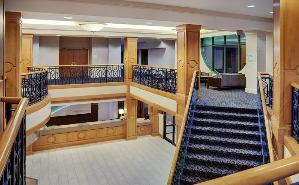 Holiday Inn Hotel & Suites Ottawa Kanata
