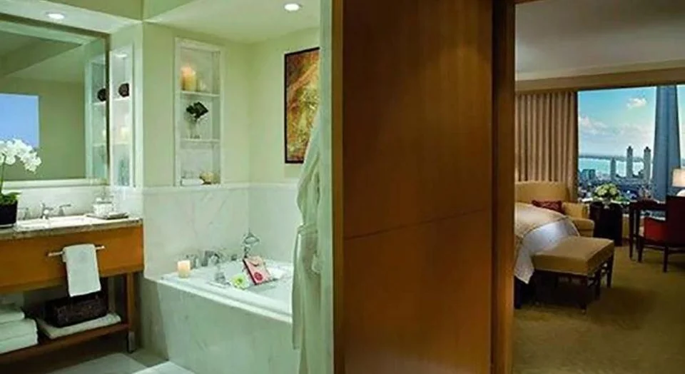 The Ritz-Carlton Toronto