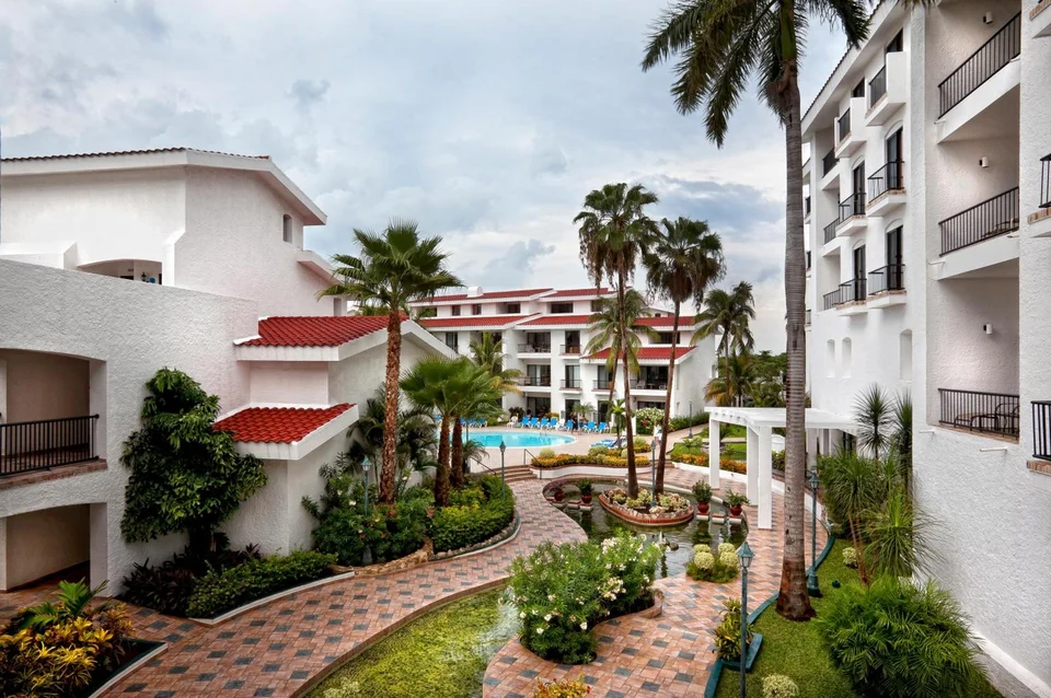 Holiday Inn Club Vacations The Royal Cancun All Inclusive