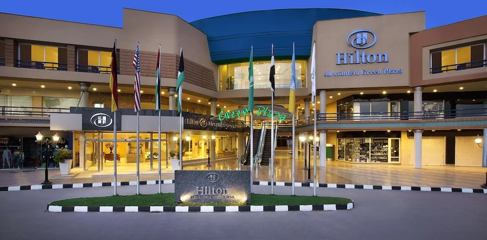 A photograph of Hilton Alexandria Green Plaza