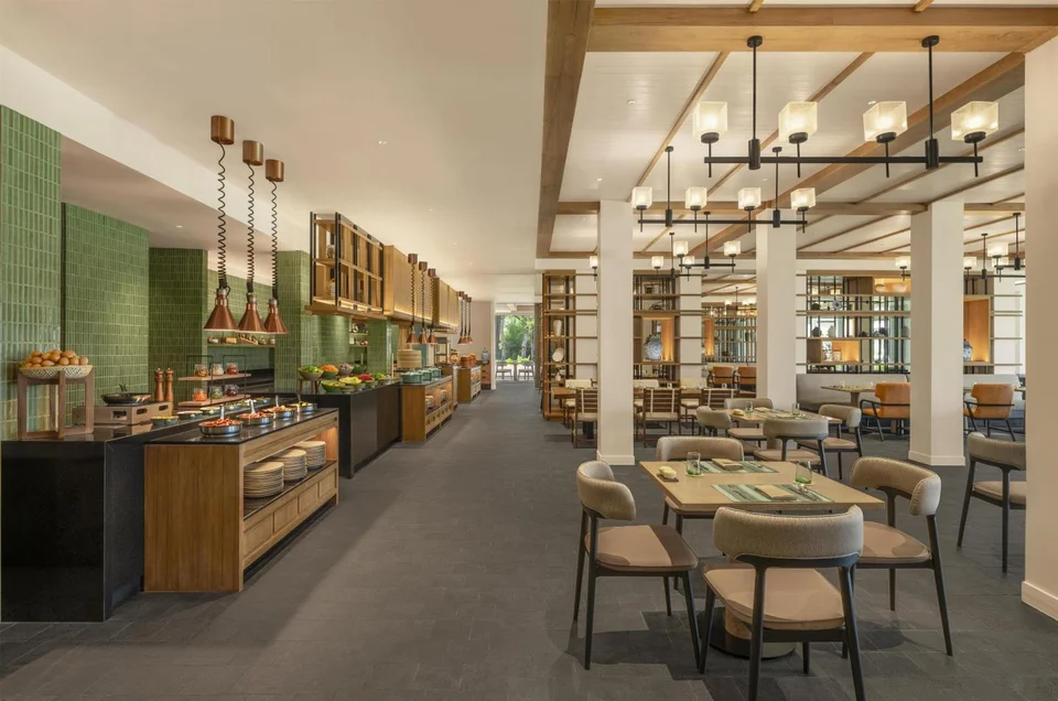Kahavadi Chiang Rai, Curio Collection by Hilton