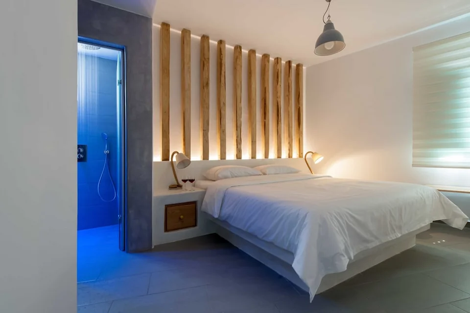 Neptune Luxury Spa Suites