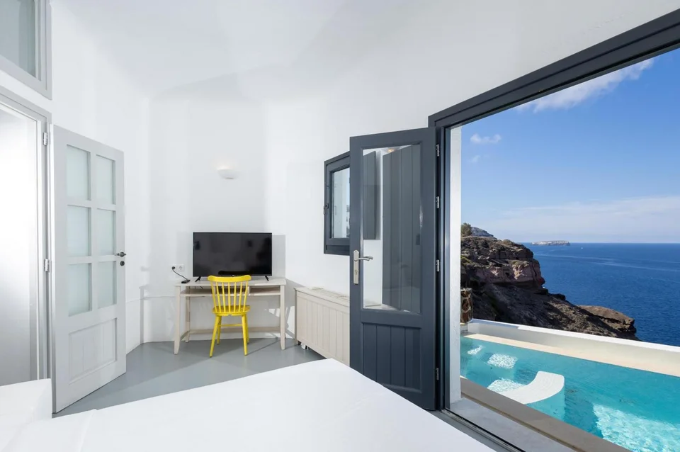 Grand Ambassador Santorini