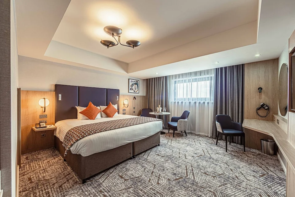 Crowne Plaza Reading East