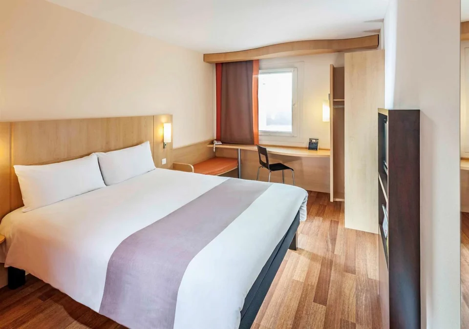 ibis Plzen