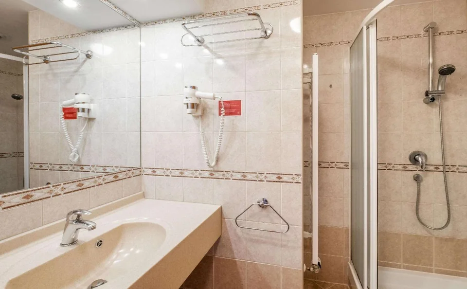 Pinia Hotel & Resort