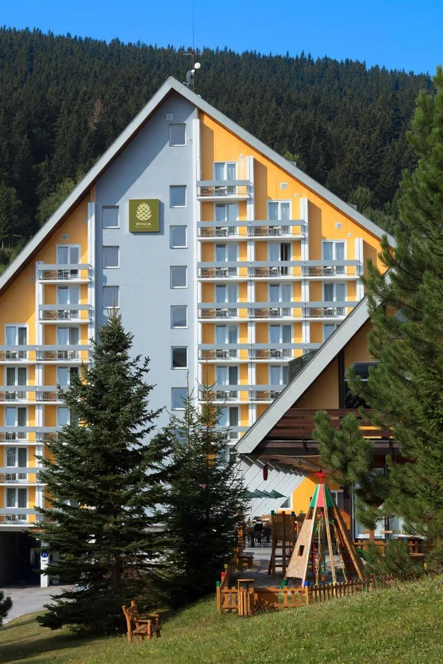 Pinia Hotel & Resort