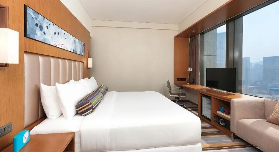 A photograph of Aloft Dalian