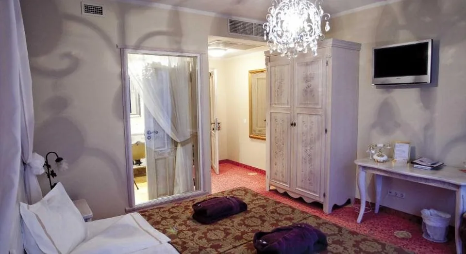 Grand Rose Spa