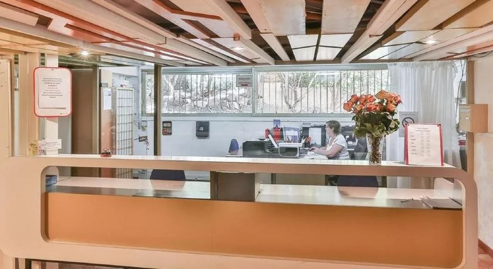 Hotel Ventura Saint Tropez Tapestry Collection by Hilton