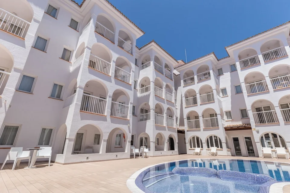 A photograph of BQ Cala Ratjada