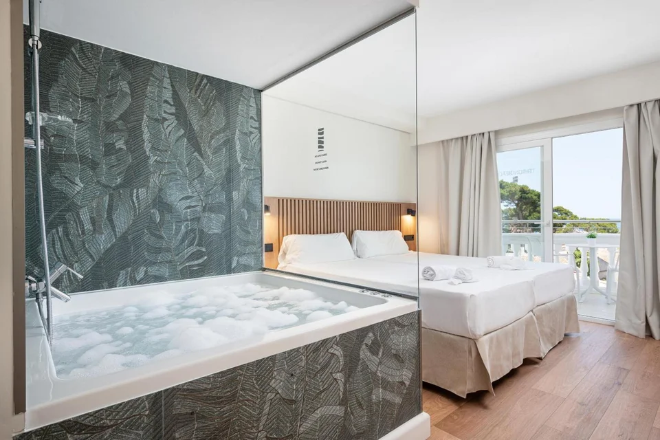 Welikehotel Triton Beach