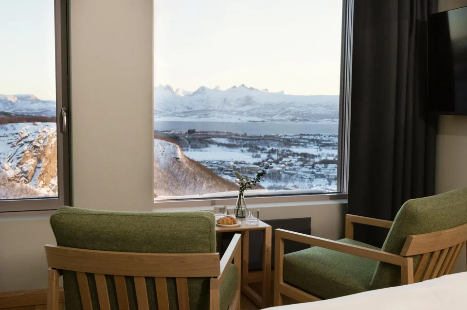 Wood Hotel