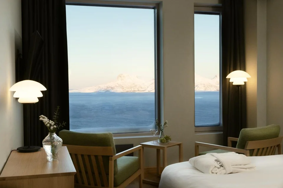 Wood Hotel