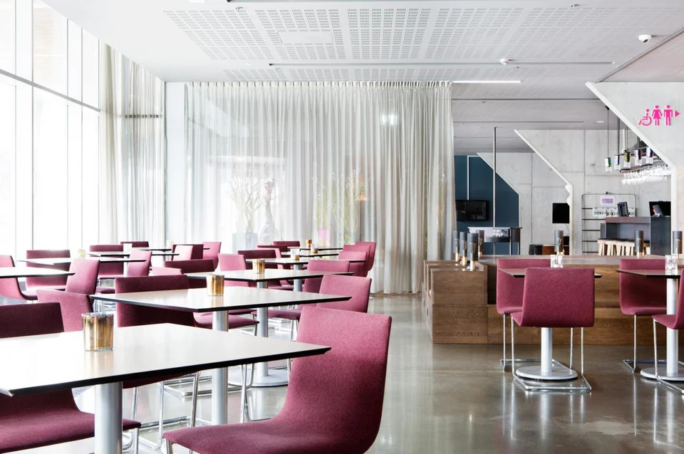 Comfort Hotel Square