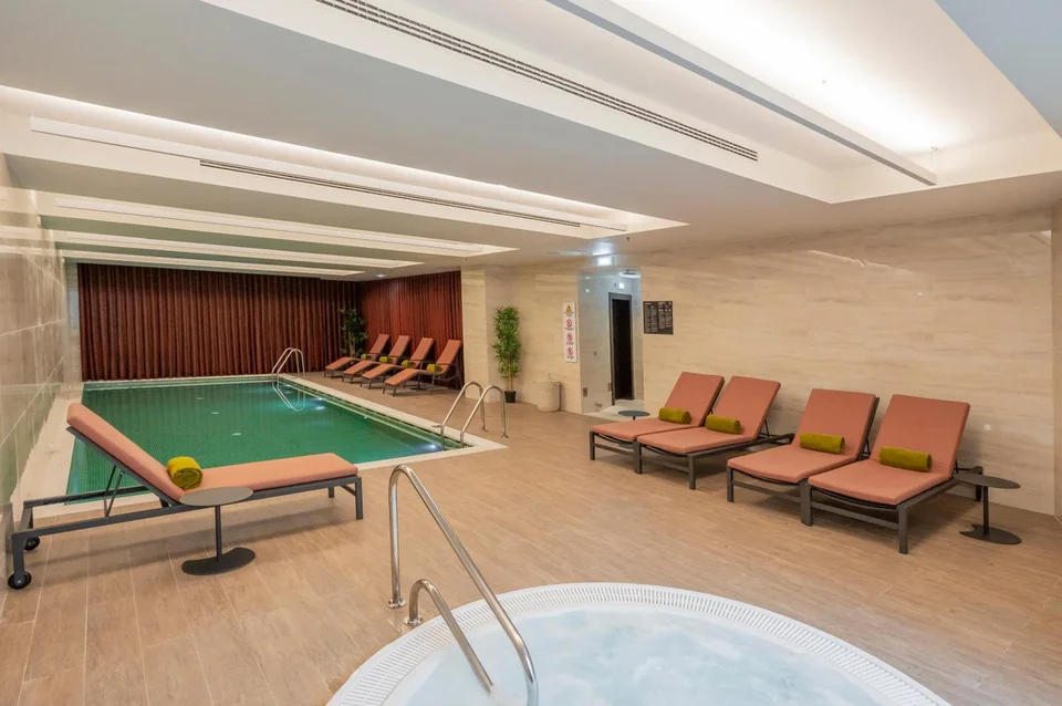 Cenica Porto Hotel, Curio Collection by Hilton