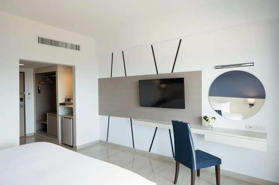 Centara Life Cha-Am Beach Resort Hua Hin