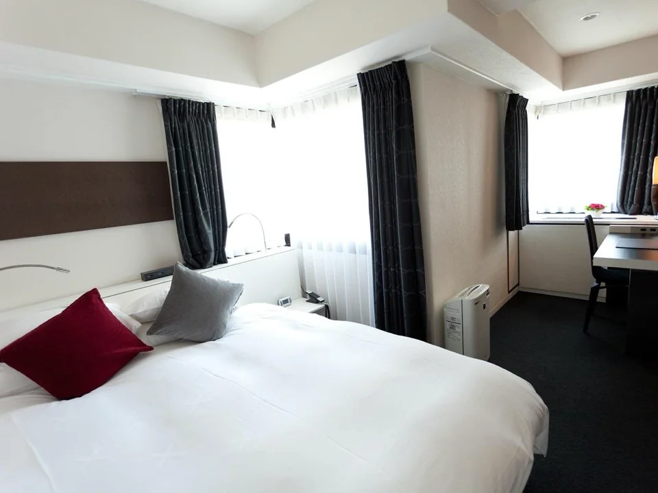 Cross Hotel Osaka
